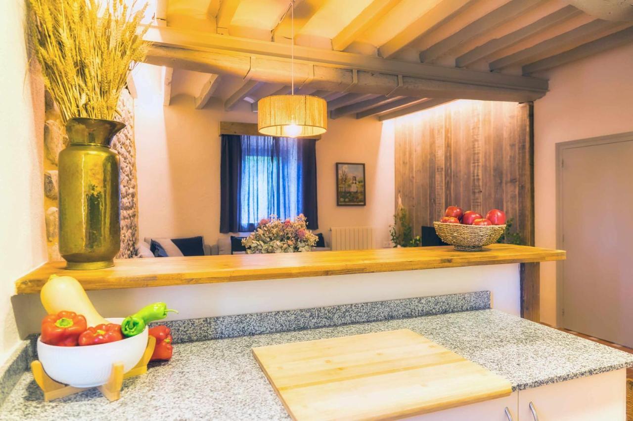 Villa El Molino De Besalu Casa Con Jardin Extérieur photo